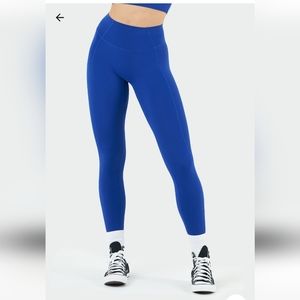 TLF Contour High Waist Scrunch Leggings size S, Midnight Blue